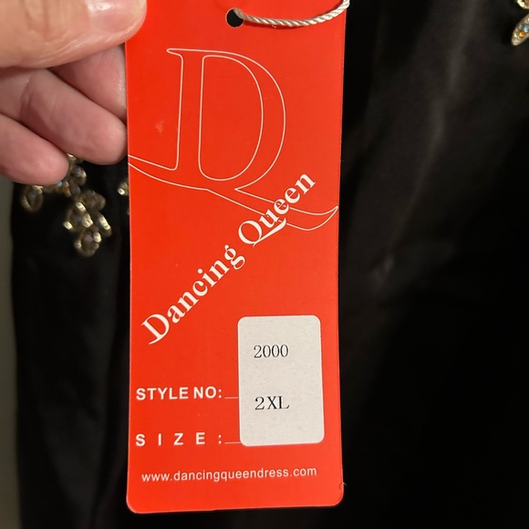 Short, black formal/ party dress - Picture 3 of 3